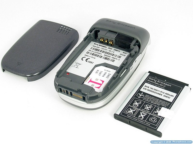 Sony Ericsson Z300 Review