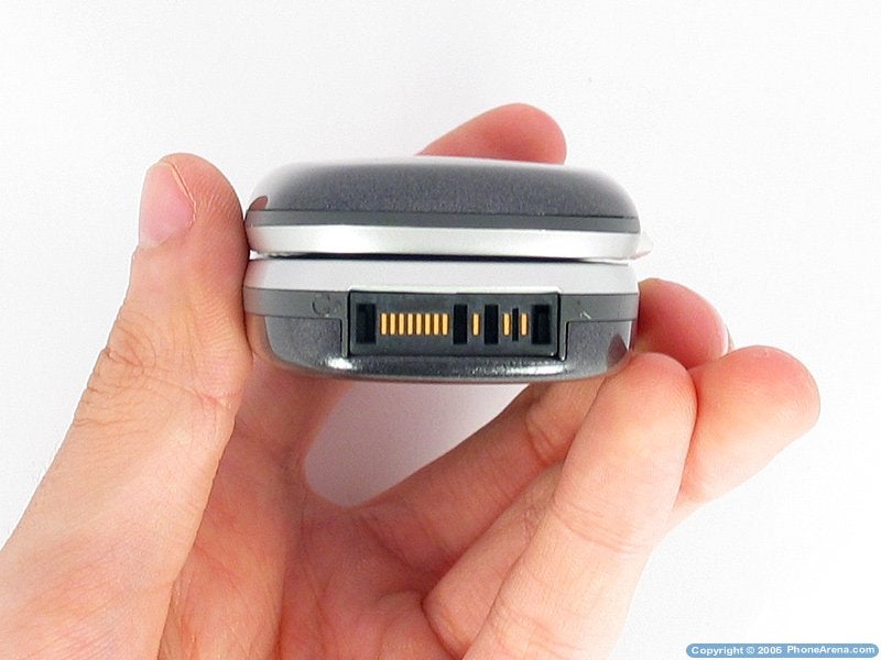 Sony Ericsson Z300 Review