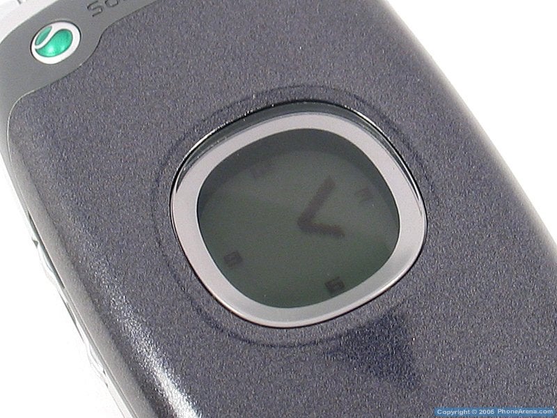 Sony Ericsson Z300 Review
