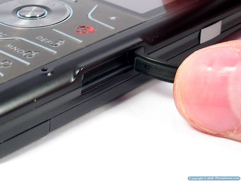 Motorola L7 SLVR Review