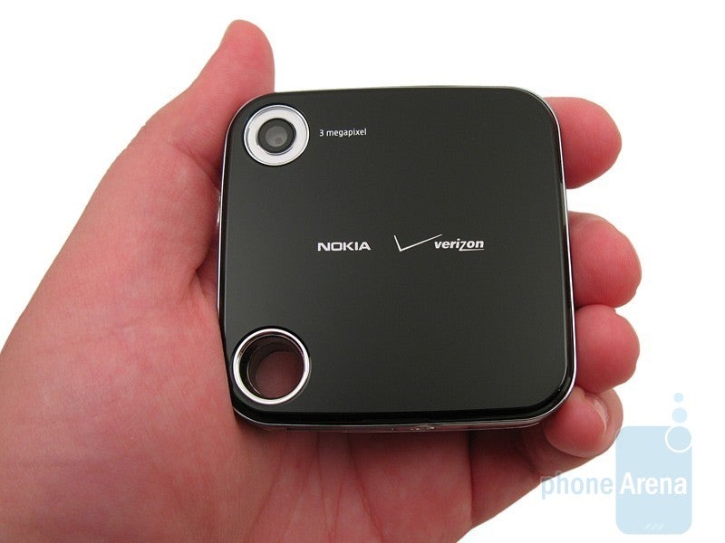 While closed, the Nokia 7705 Twist is overall one of the smallest phones currently available through Verizon - Nokia 7705 Twist Review