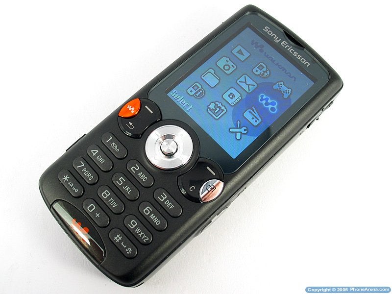 Sony Ericsson W810 Review