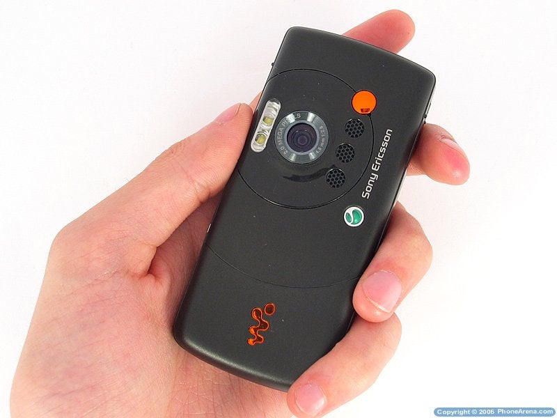 Sony Ericsson W810 Review