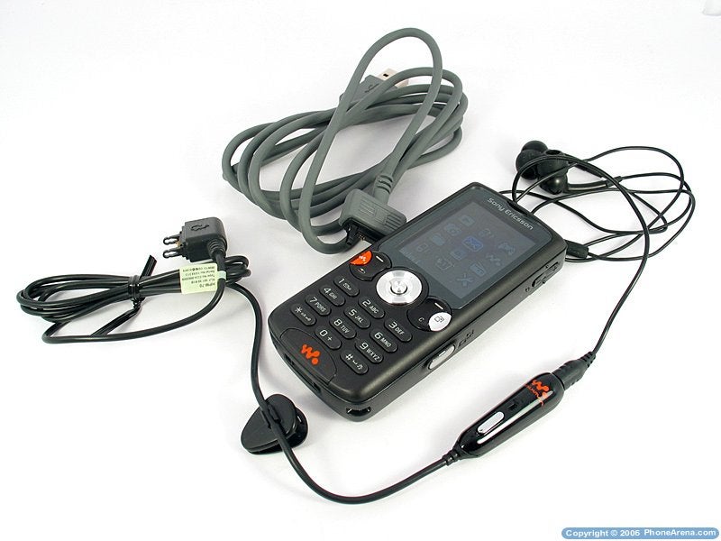 Sony Ericsson W810 Review