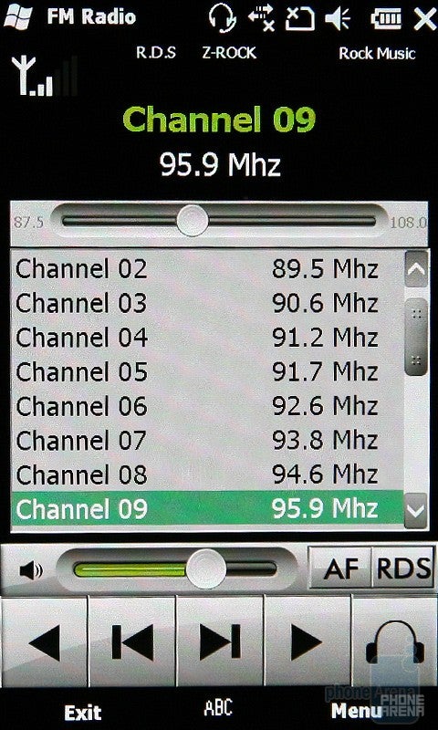 The FM Radio - GIGA-BYTE GSmart S1200 Review