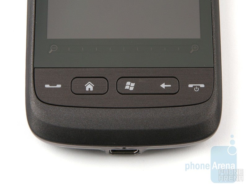 The hardware buttons of the HTC Touch2 didn`t give us any trobles - HTC Touch2 Review