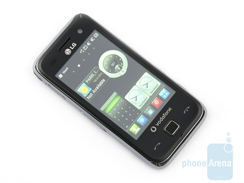 The LG GM750 sports a 3-inch display - LG GM750 Preview
