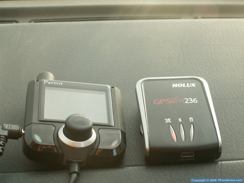 Parrot 3400 LS-GPS Bluetooth Car Kit Review