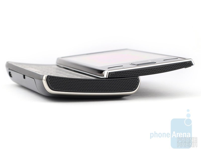 Operating the X2 in landscapehas become much handier - Sony Ericsson Xperia X2 Review