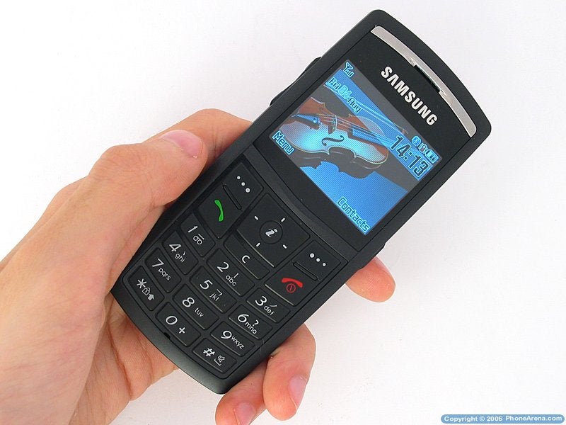 Samsung SGH-X820 Concise Review