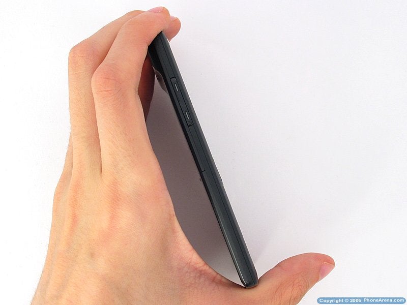 Samsung SGH-X820 Concise Review
