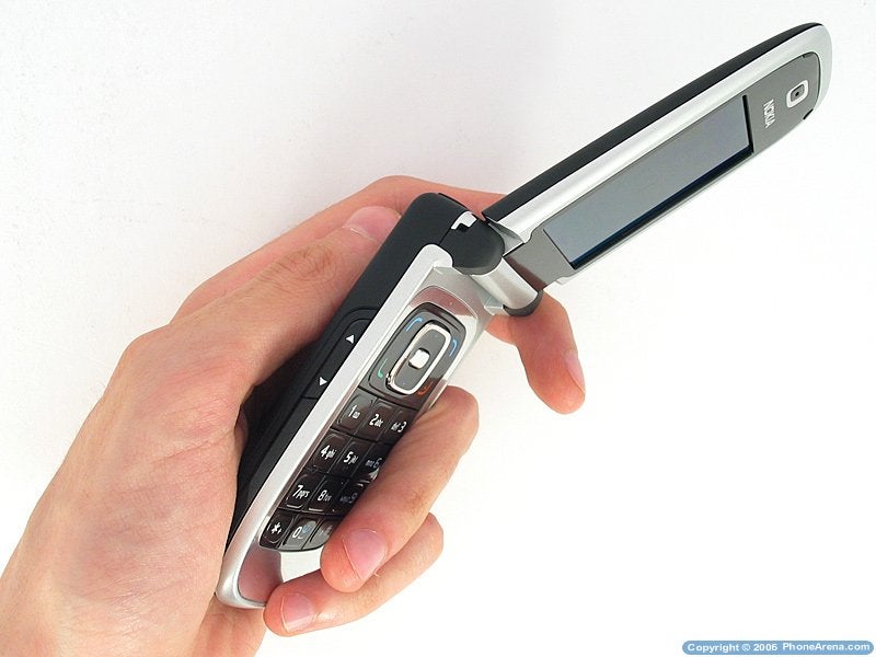 Nokia 6131 Concise Review