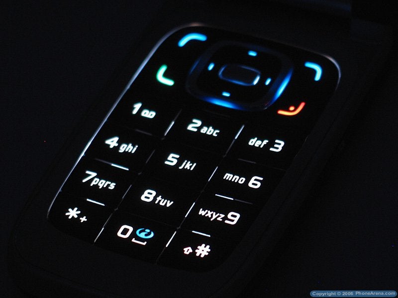 Nokia 6131 Concise Review
