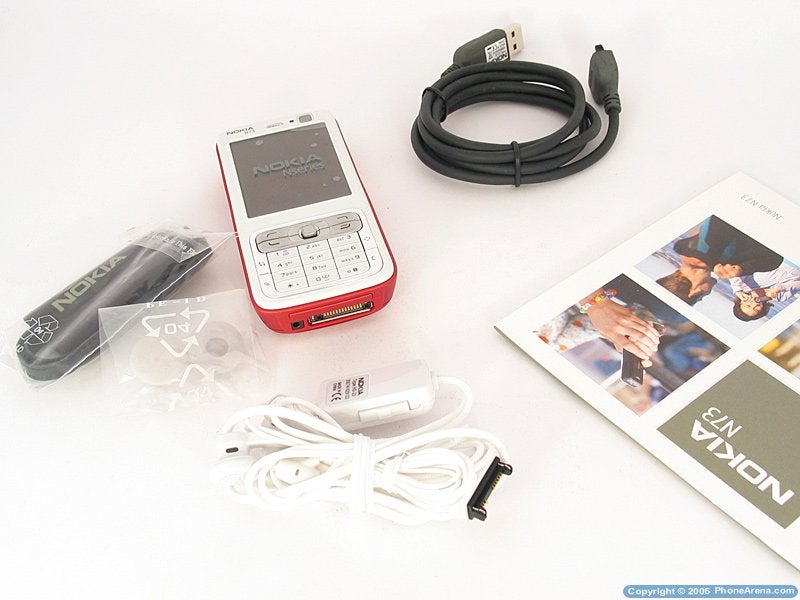 Nokia N73 Smartphone Review