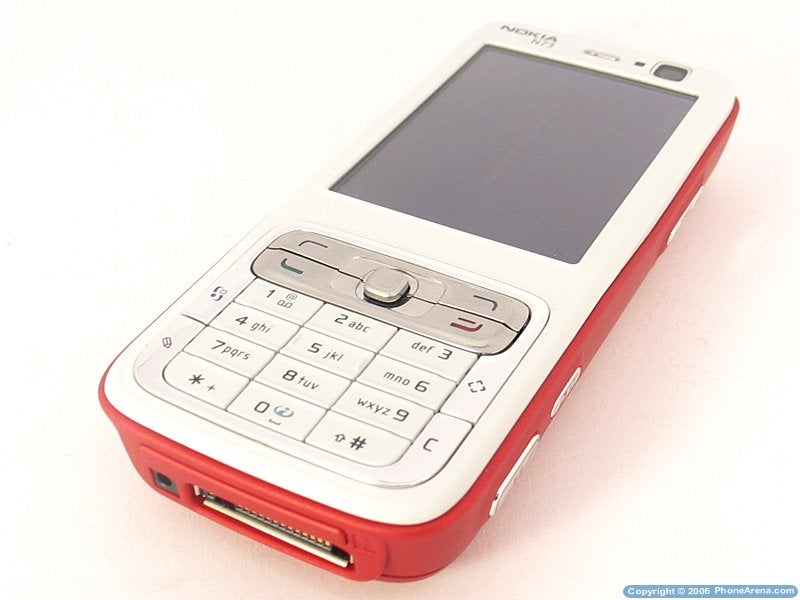 Nokia N73 Smartphone Review