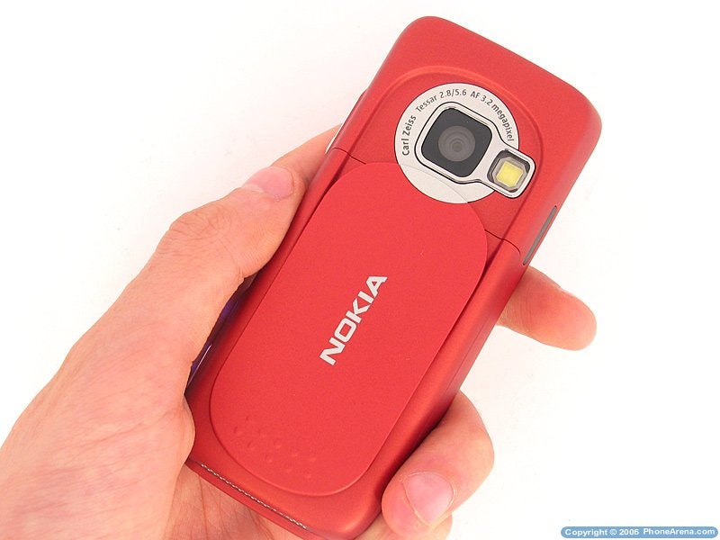 Nokia N73 Smartphone Review