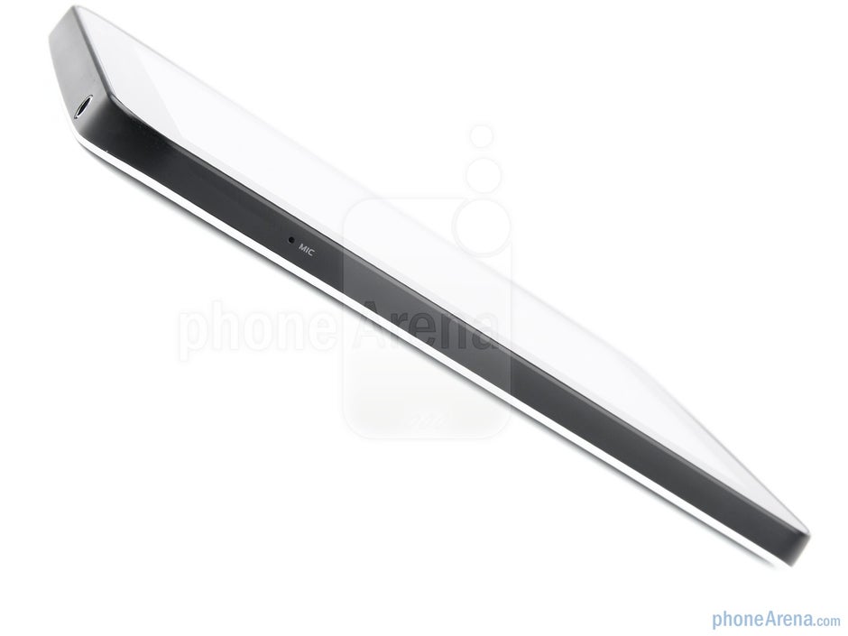 Los lados del Samsung Galaxy Tab - Revisión de Samsung Galaxy Tab