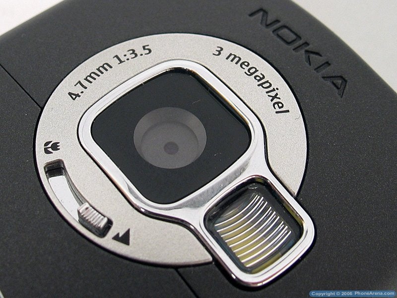 Nokia N80 Smartphone Review