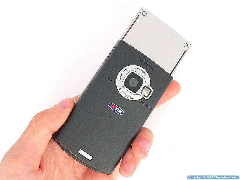 Nokia N80 Smartphone Review