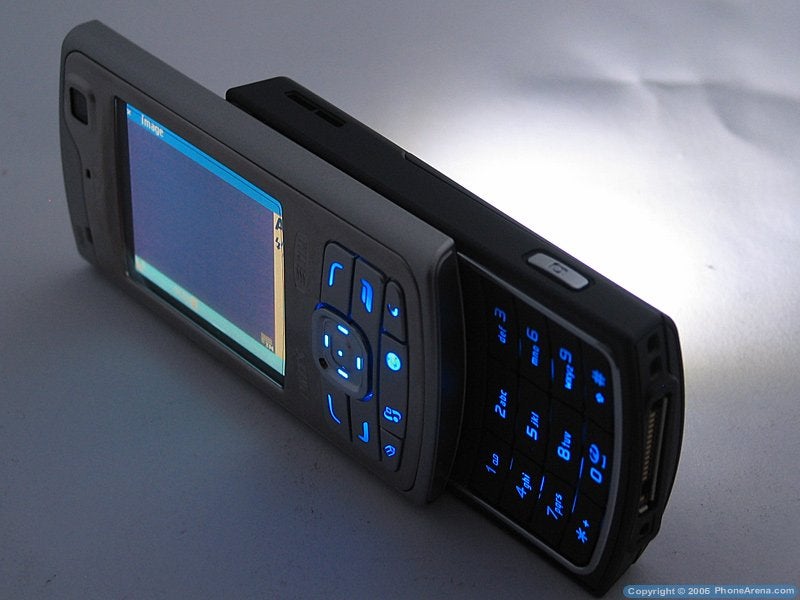 Nokia N80 Smartphone Review