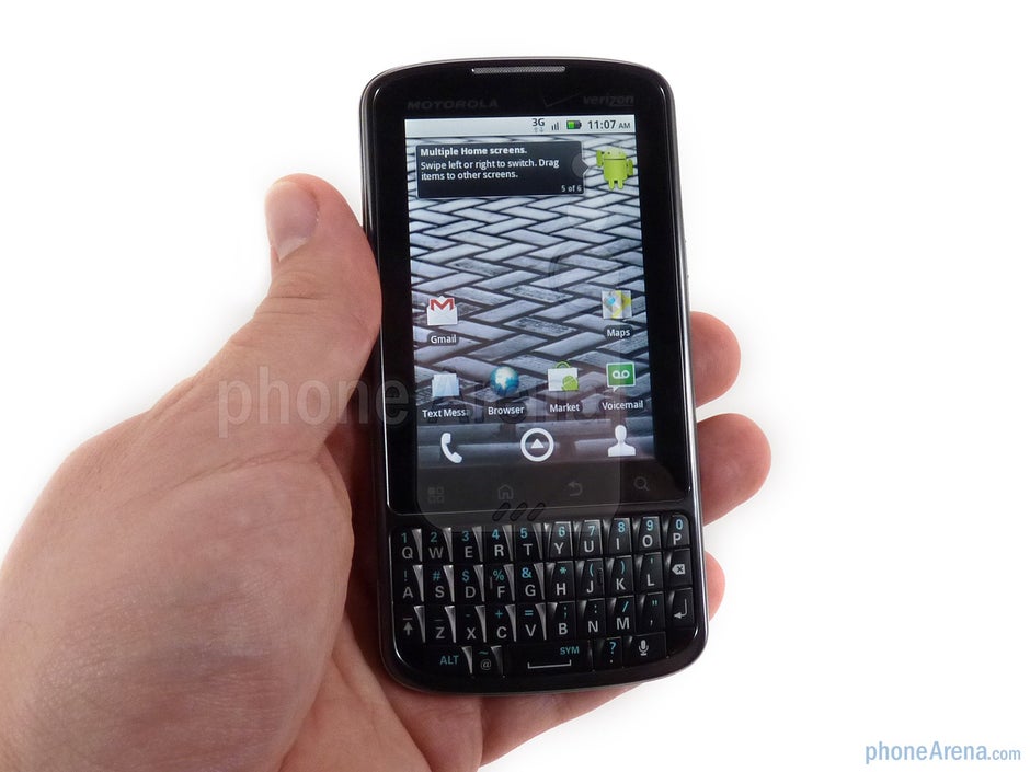 The overall size of the Motorola DROID Pro is good - Motorola DROID Pro Review