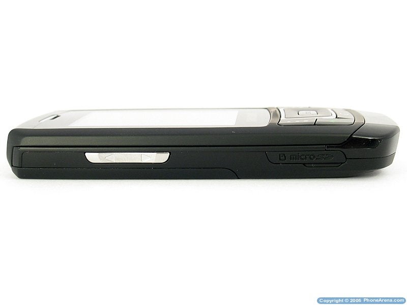 Samsung SGH-D900 Review
