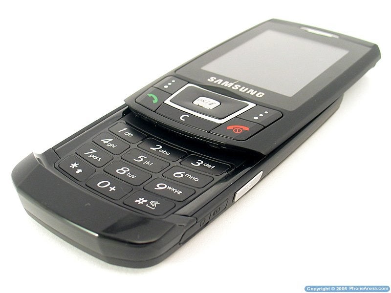 Samsung SGH-D900 Review