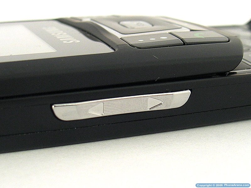 Samsung SGH-D900 Review