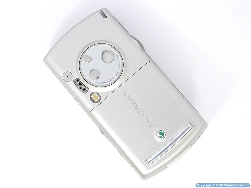 Sony Ericsson P990 Smartphone Review