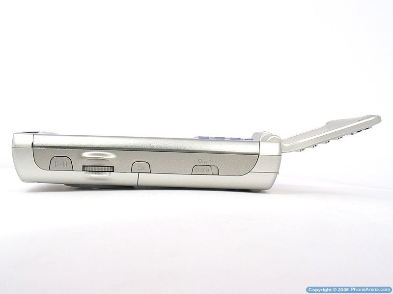 Sony Ericsson P990 Smartphone Review