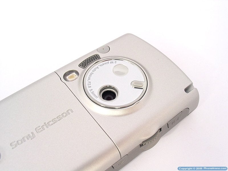 Sony Ericsson P990 Smartphone Review