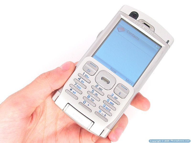 Sony Ericsson P990 Smartphone Review