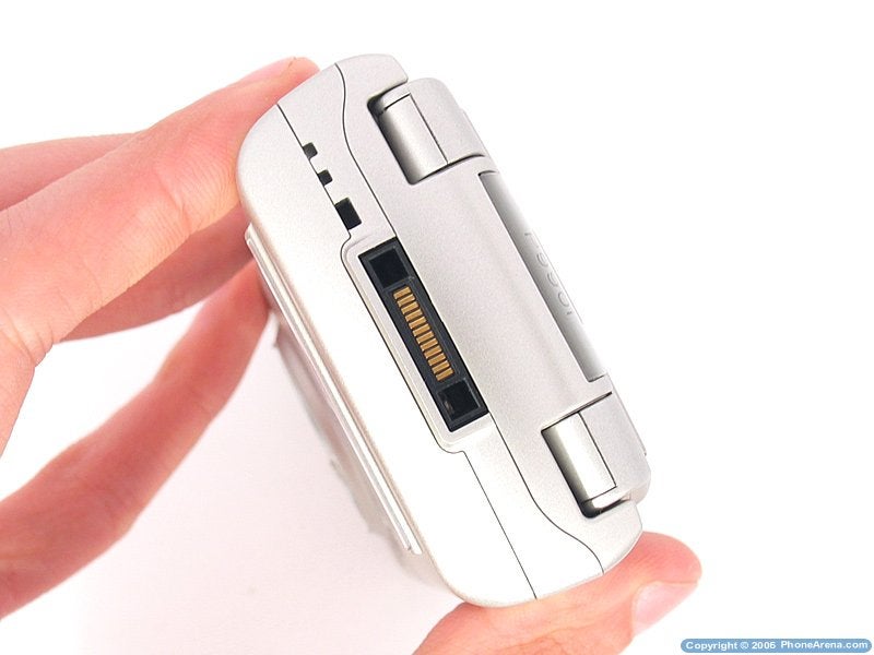 Sony Ericsson P990 Smartphone Review
