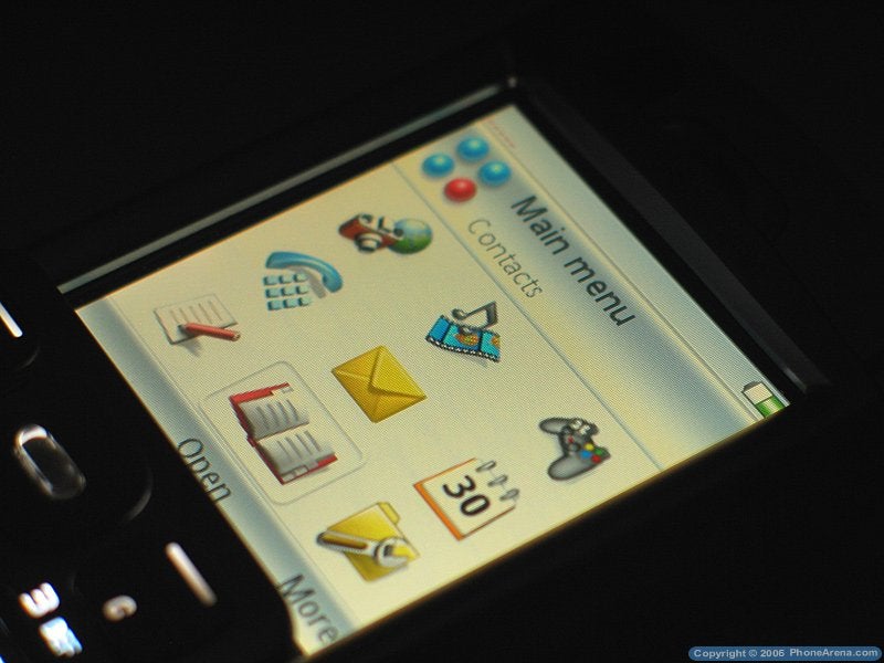 Sony Ericsson P990 Smartphone Review